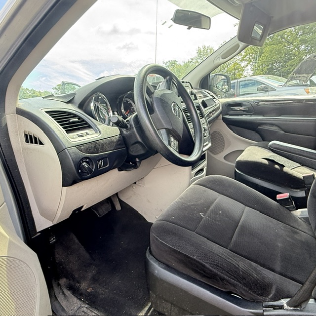 dodge grand caravan 2012 2C4RDGBG0CR378330 image dodge grand caravan 2012 2C4RDGBG0CR378330 image